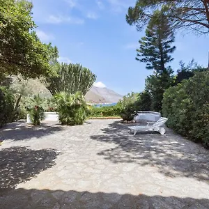 Scopello Flat With Panoramic Courtyard And Parking Appartamento Scopello (Sicily)